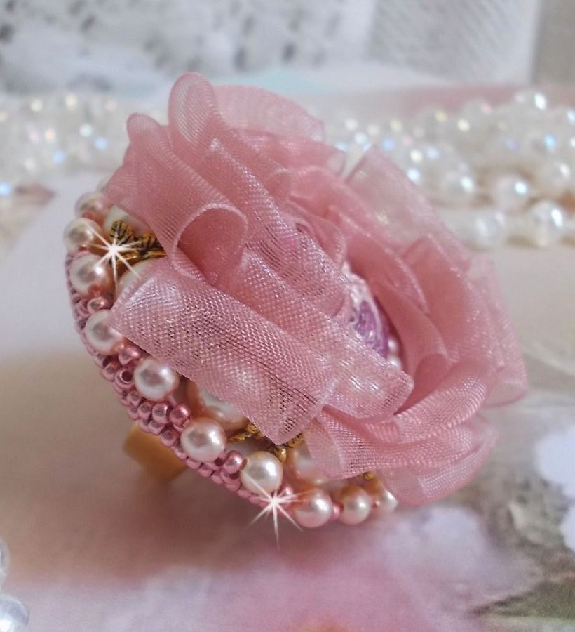 Douceur Poudrée Haute-Couture ring created with very fine lace, Old Rose Antique Organza ribbon, Swarovski crystals and Miyuki seed beads.