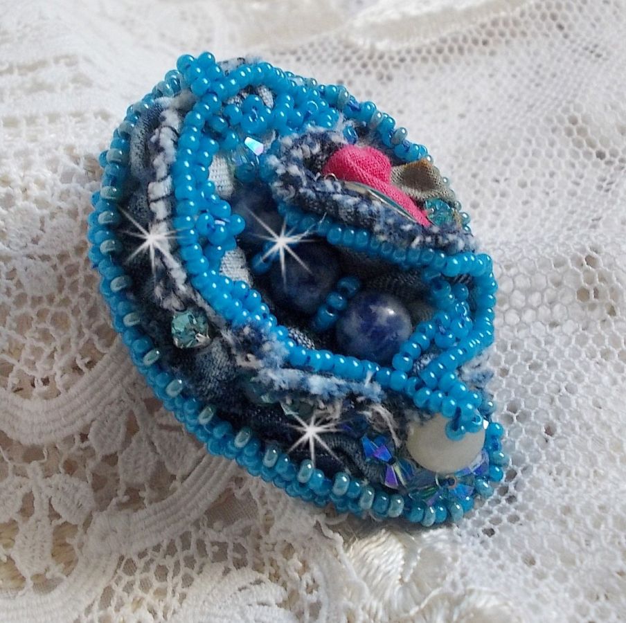 Far West ring all in denim embroidered with semi-precious beads Sodalite, Jade and other beads