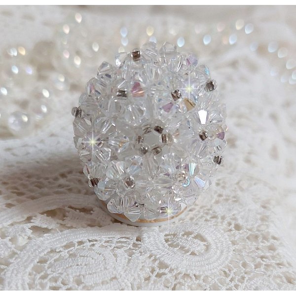 Ring Flakes with facets and spinning tops in Swarovski crystal