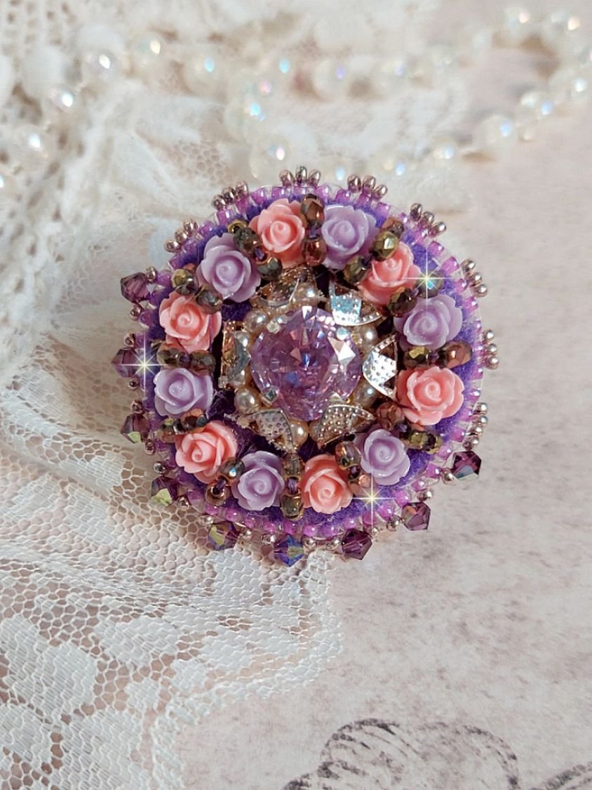 Ice Purple ring embroidered with Swarovski crystals and resin roses