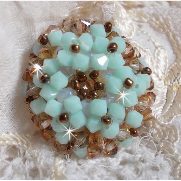 Water lily ring with facets and spinning tops in Swarovski crystal