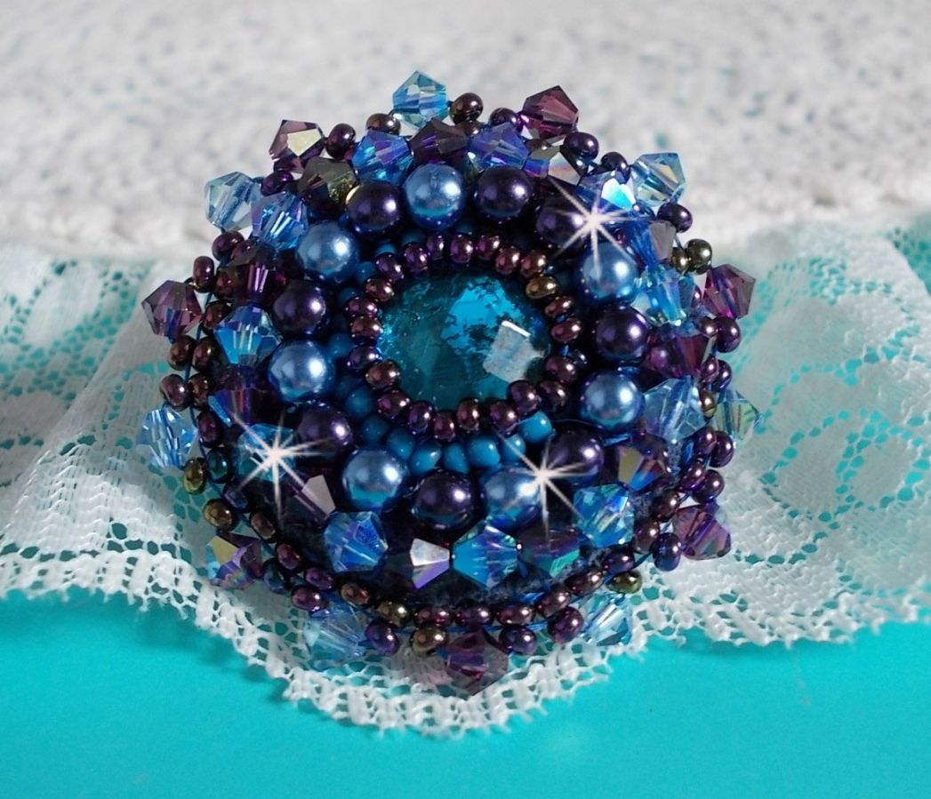 Ring Royal Blue Roses embroidered with a glass cabochon and beautiful pearls in a baroque style