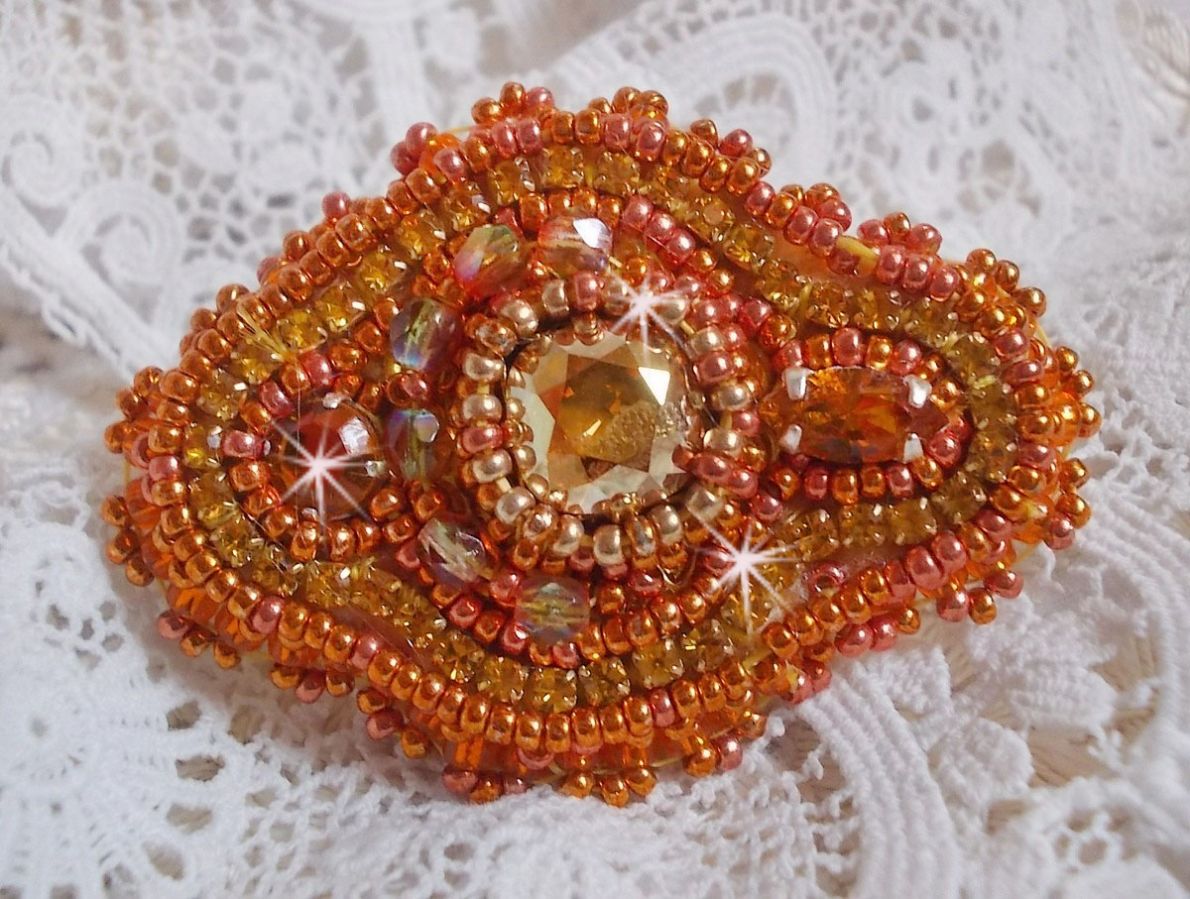 Rumba ring embroidered with a beautiful orange Swarovski crystal, facets and Miyuki beads