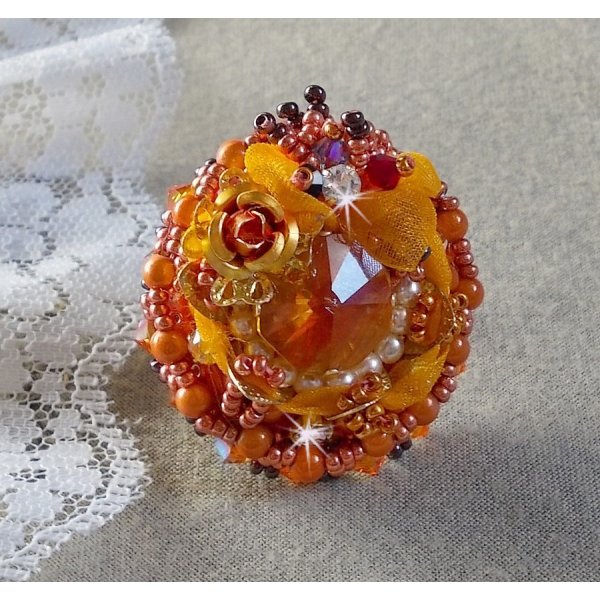 Ring Les R&ecirc;ves d'Acapulco embroidered with Swarovski crystals, Miyuki seed beads, glass and beads Chic Boho Ethnic style