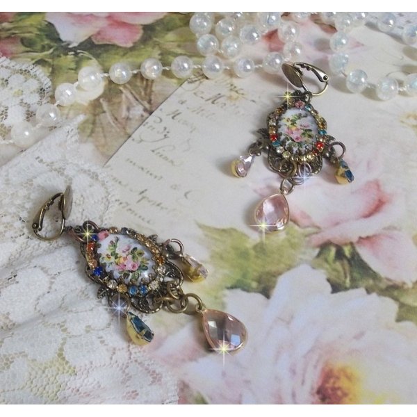 BO Affection of Roses created with glass cabochons representing a bouquet, glass beads, rhinestones of different colors and brass accessories