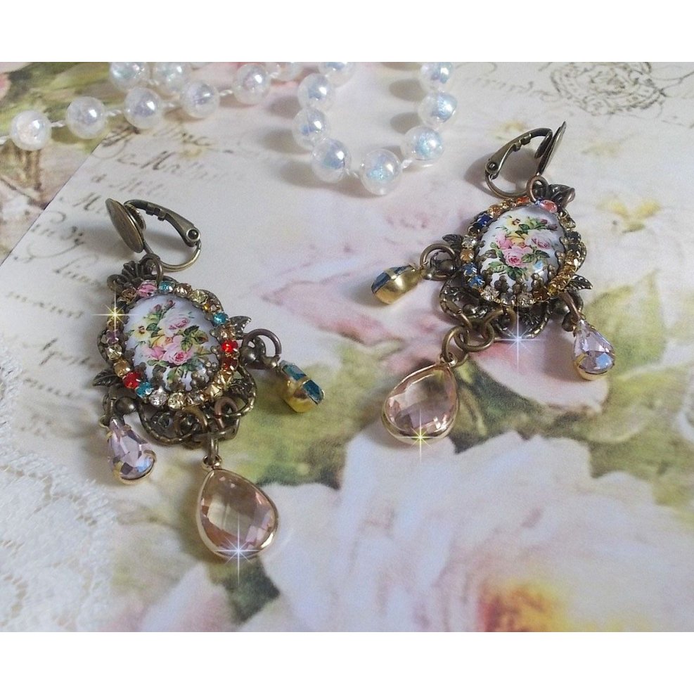 BO Affection of Roses created with glass cabochons representing a bouquet, glass beads, rhinestones of different colors and brass accessories