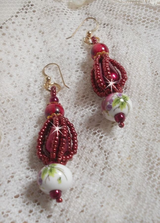 BO Art'D mounted with porcelain beads, pearl beads, Miyuki seed beads and 14K Gold Filled ear hooks.