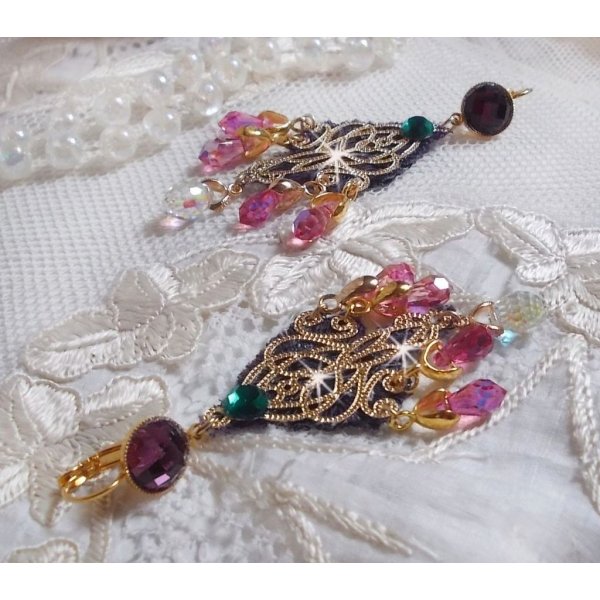 BO Asiane created with Swarovski Crystal Drops, 1950's Violet lace and glass beads