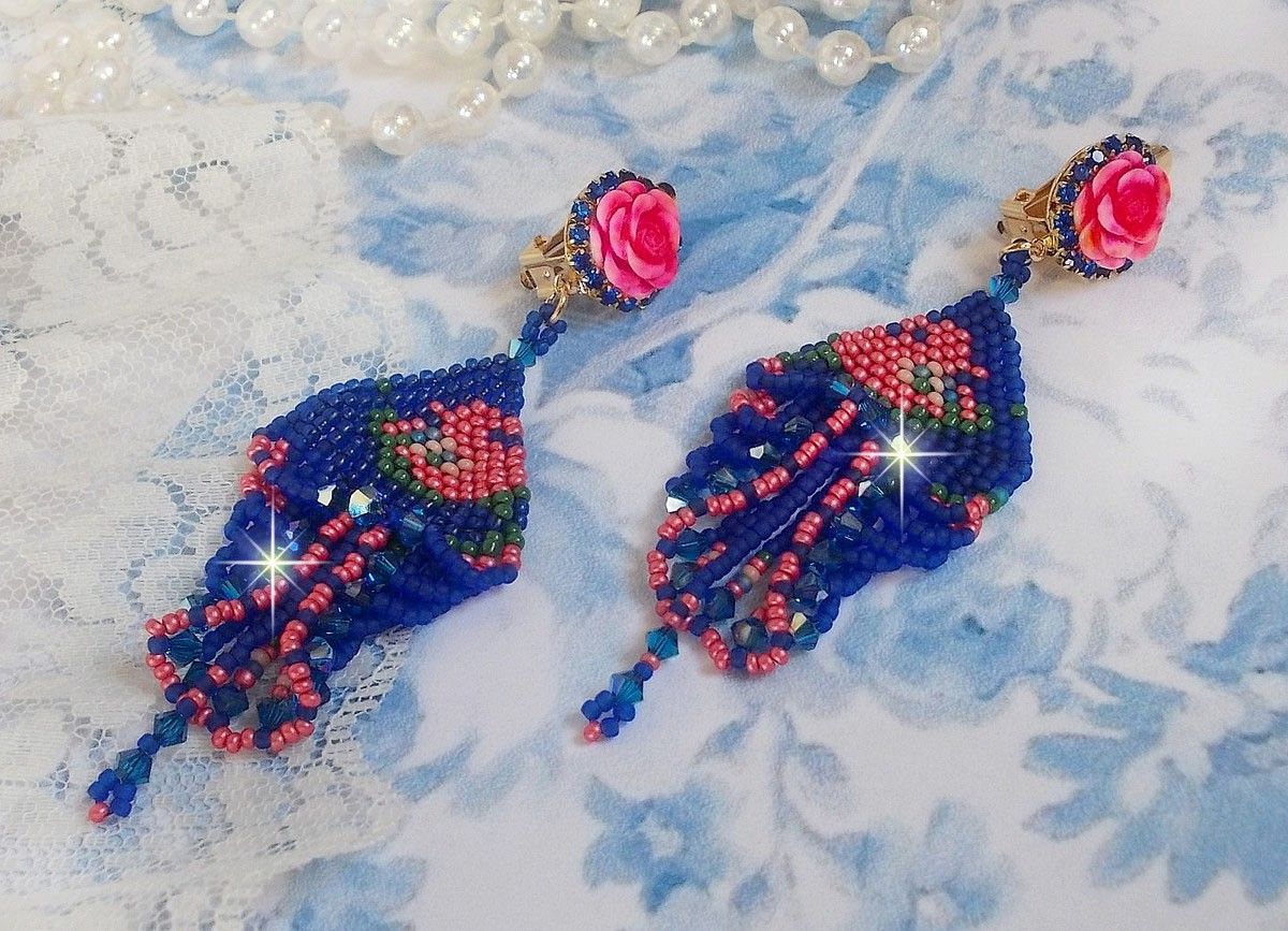 BO Bel'Nuit Bleue created with high quality seed beads, Swarovski crystals, resin cabochons and a rhinestone chain