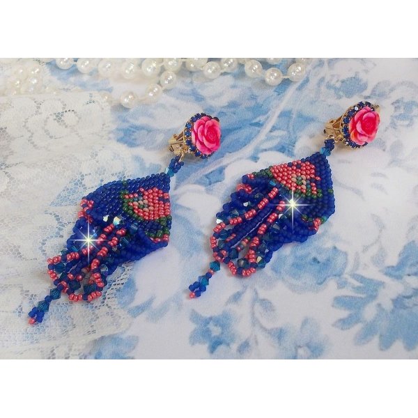 BO Bel'Nuit Bleue created with high quality seed beads, Swarovski crystals, resin cabochons and a rhinestone chain