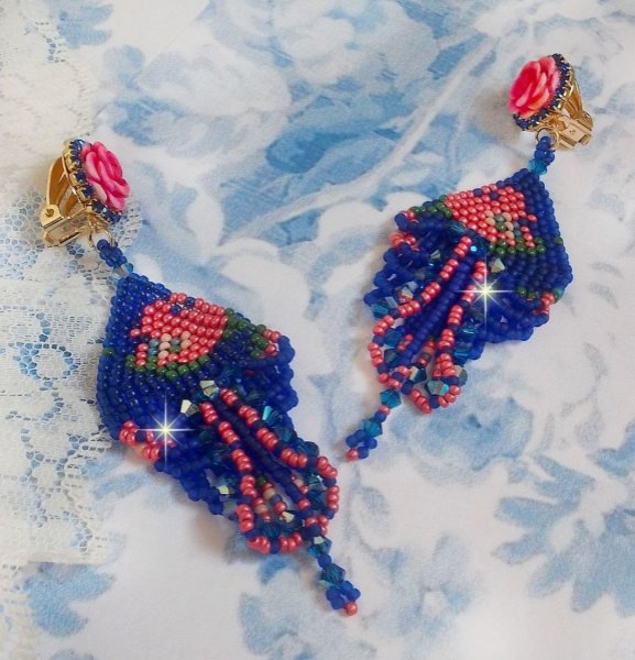 BO Bel'Nuit Bleue created with high quality seed beads, Swarovski crystals, resin cabochons and a rhinestone chain