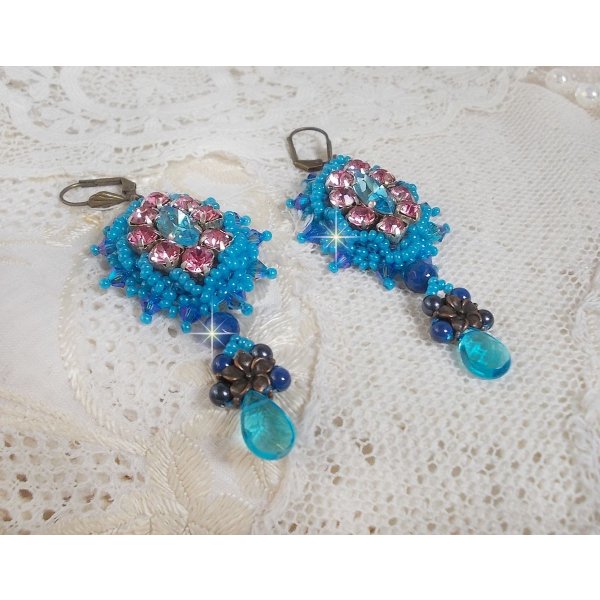 BO Belle Epoque embroidered with Swarovski crystals, metal beads, round pearls and seed beads