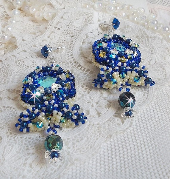 BO Blue Palace Haute-Couture embroidered with Swarovski crystals, pearly pearls, filigree prints and silver 925/1000 cabochon holders
