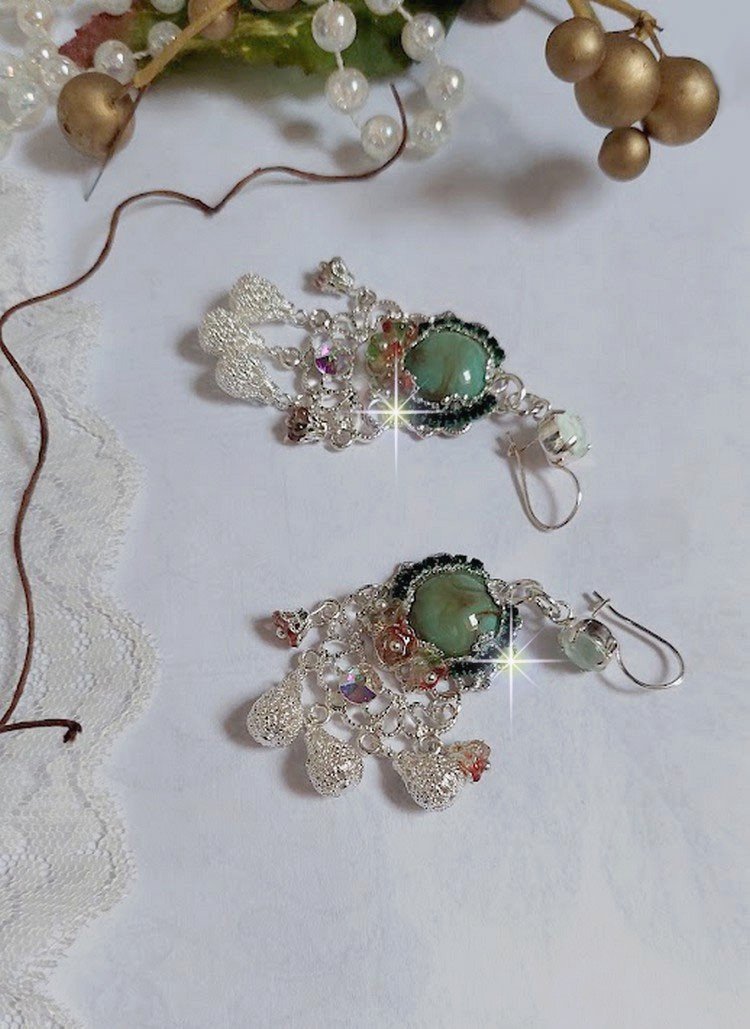BO Blush Light green montées avec cabochons, estampes, breloques, perles Cristal Swarovski