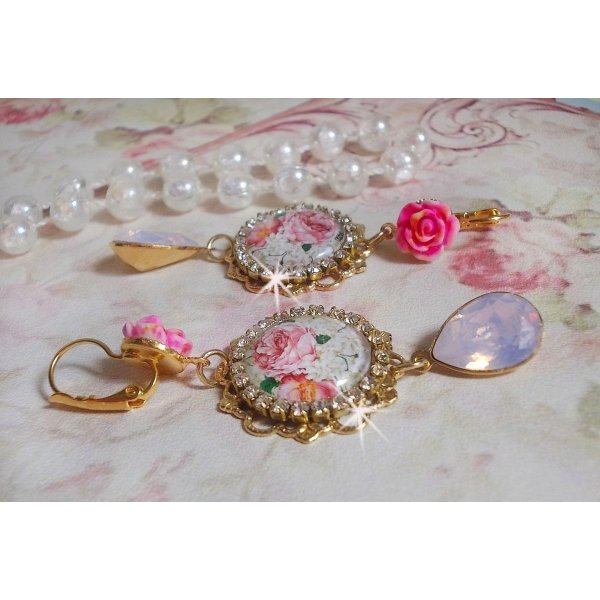 BO Bouquet Valentine created with glass rose bouquet cabochons, resin cabochons and Swarovski crystals 