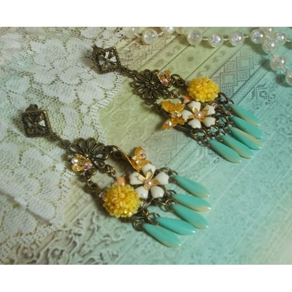 BO Spring Heart created with daggers, resin flowers, PureCrystal and charms