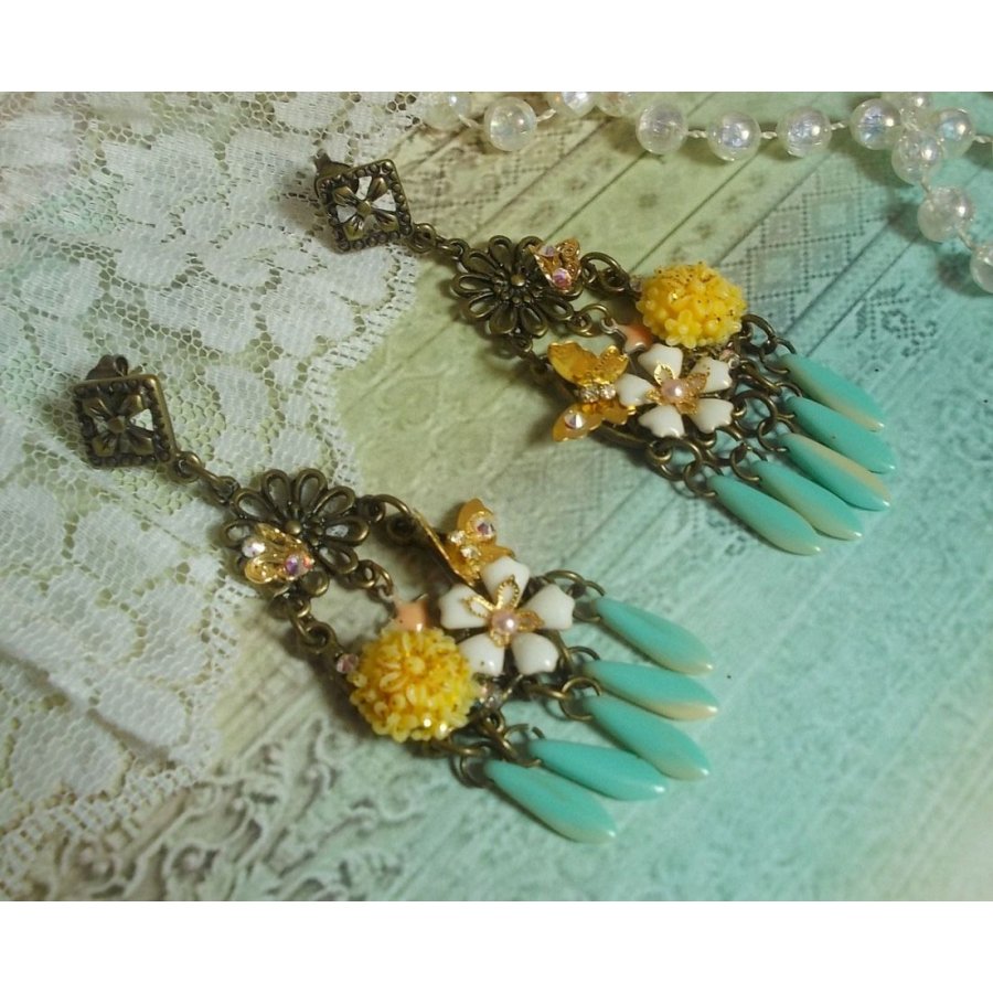 BO Spring Heart created with daggers, resin flowers, PureCrystal and charms