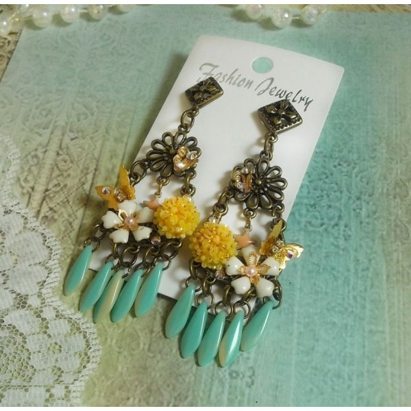 BO Spring Heart created with daggers, resin flowers, PureCrystal and charms