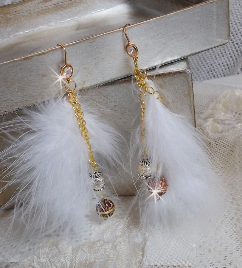 BO Douce Blanche gilded created with feathers Bohemian Indian style