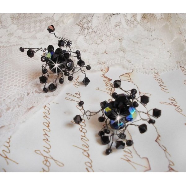 BO Douce Nuit with Swarovski crystal spinning tops and glass facets