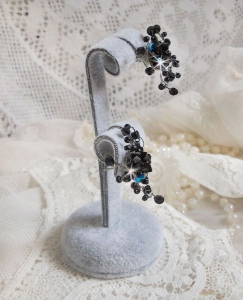 BO Douce Nuit with Swarovski crystal spinning tops and glass facets