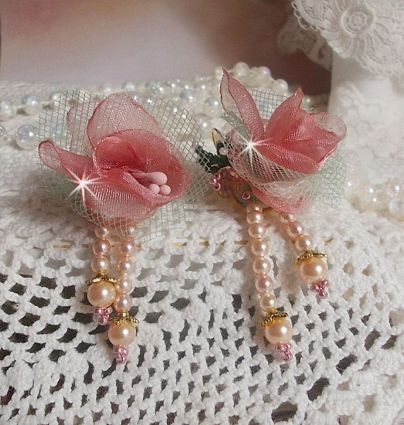 BO Douceur Poudr&eacute;e created with Organza ribbon, tulle, Swarovski crystals, Bohemian glass beads and rocailles