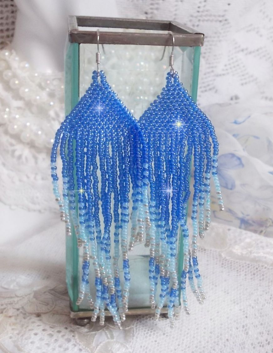 BO Soft Blue Dreams created with quality seed beads in Sapphire Blue, Sky Blue and Silver with 925/1000 silver ear hooks