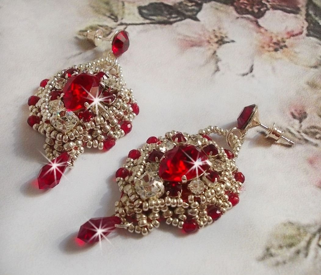 BO Drigon Red embroidered with Swarovski crystal Siam color cabochons, bezels, silver seed beads and 925/1000 silver butterfly ear studs