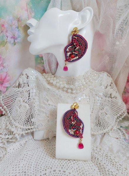 BO Enchantment of Autumn embroidered with Swarovski crystals, pearls and seed beads