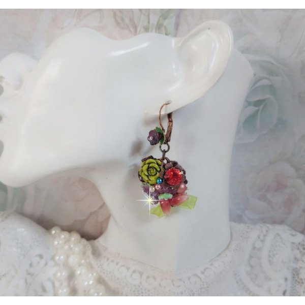 BO Fantasia of Flowers created with crystals, pearly round beads, beads, resin bells, glass and Organza Anis ribbon