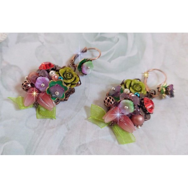 BO Fantasia of Flowers created with crystals, pearly round beads, beads, resin bells, glass and Organza Anis ribbon