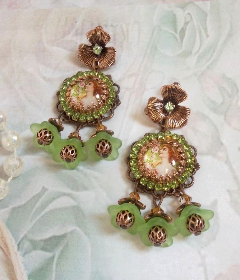 BO Forest of Flowers created with lucite flowers, magnifying glass cabochons, crystals, prints and various accessories