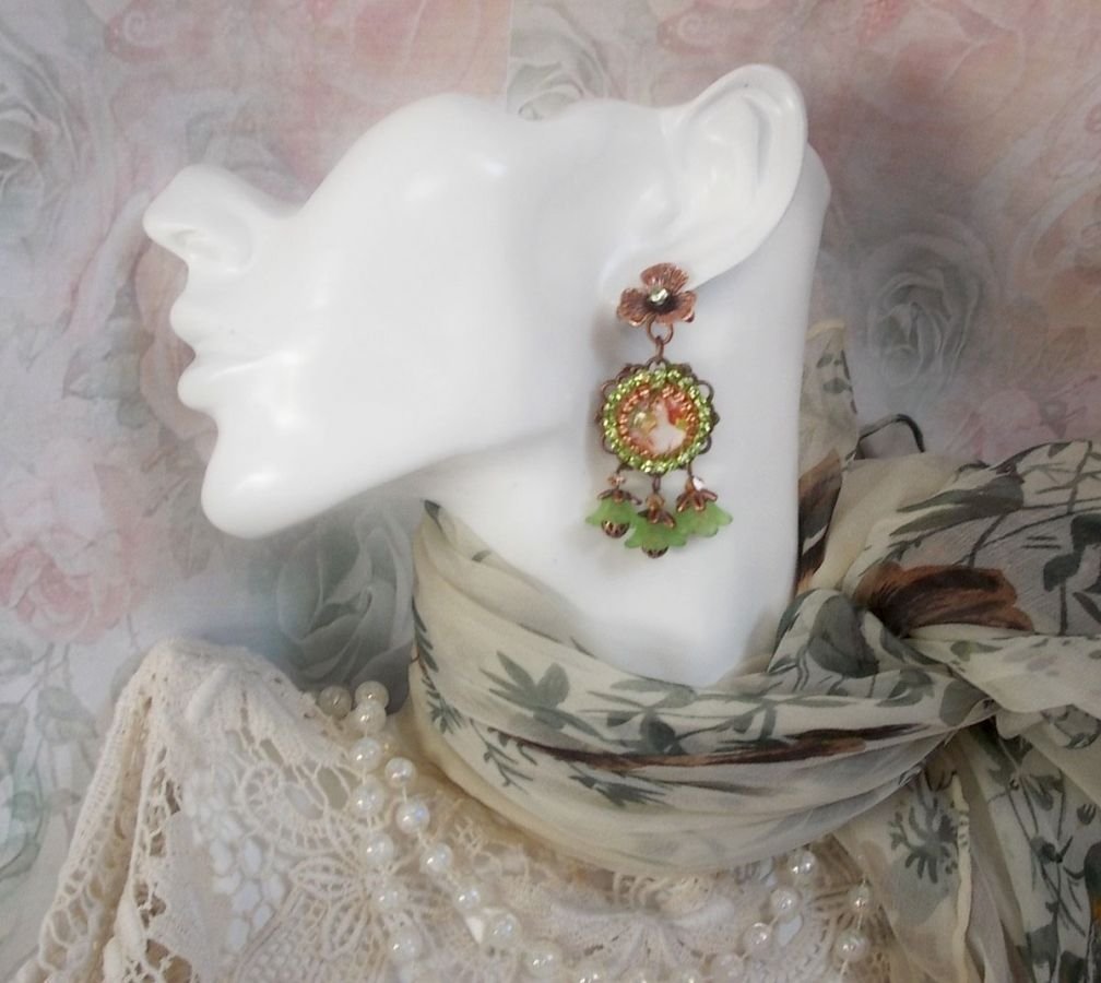 BO Forest of Flowers created with lucite flowers, magnifying glass cabochons, crystals, prints and various accessories