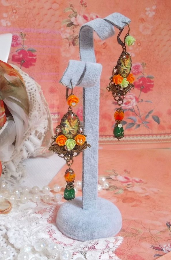 BO Fairy Aloes Pumpkin created with magnifying glass cabochons, resin roses and crystals