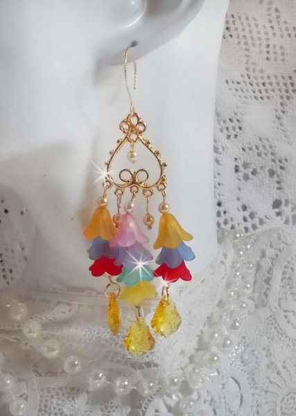 BO Garden Flowers with Swarovski crystals and Lucite flowers in different colors