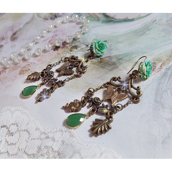 BO Green Palace created with crystals, charms, stamps, pink resin cabochons and faceted glass pendants
