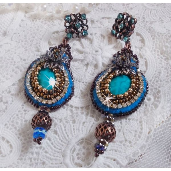 BO Ilycia Charming embroidered with two faceted cabochons green turquoise and Swarovski crystals