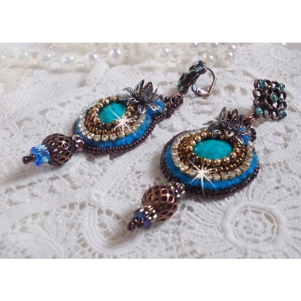 BO Ilycia Charming embroidered with two faceted cabochons green turquoise and Swarovski crystals