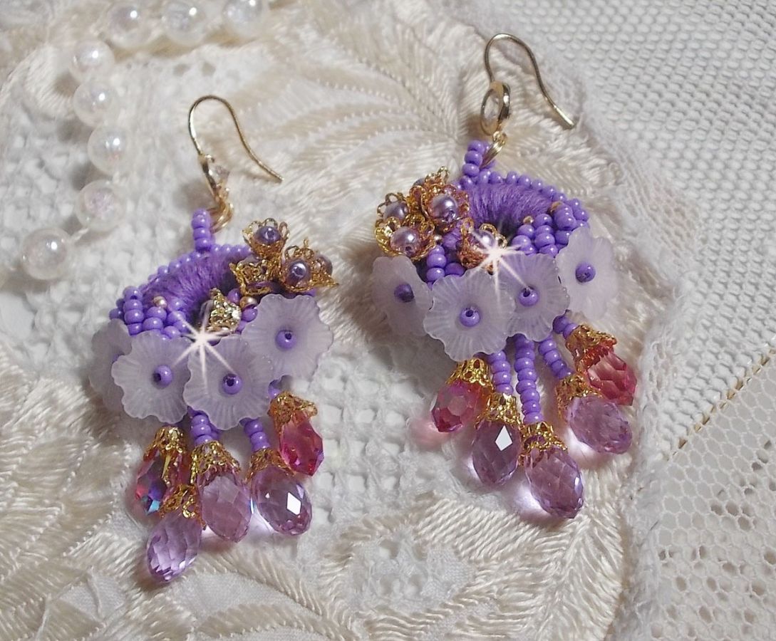 BO Laureline embroidered with Swarovski crystals, purple DMC cotton, Lucite flowers and seed beads