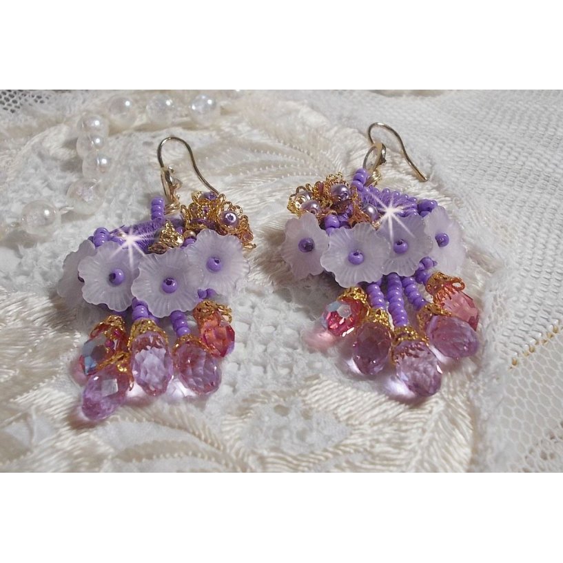 BO Laureline embroidered with Swarovski crystals, purple DMC cotton, Lucite flowers and seed beads