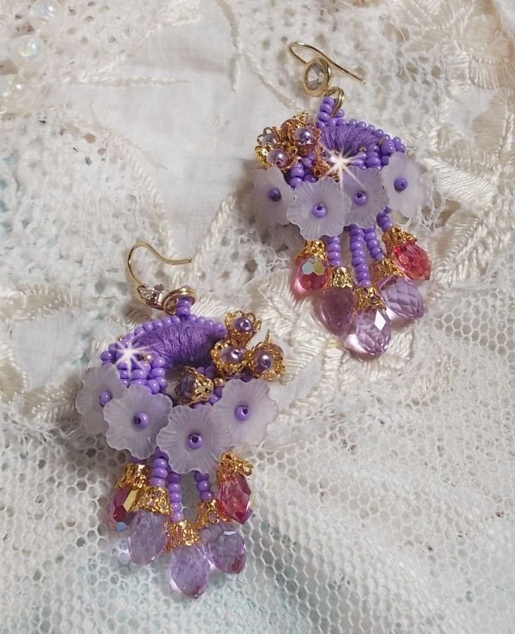 BO Laureline embroidered with Swarovski crystals, purple DMC cotton, Lucite flowers and seed beads