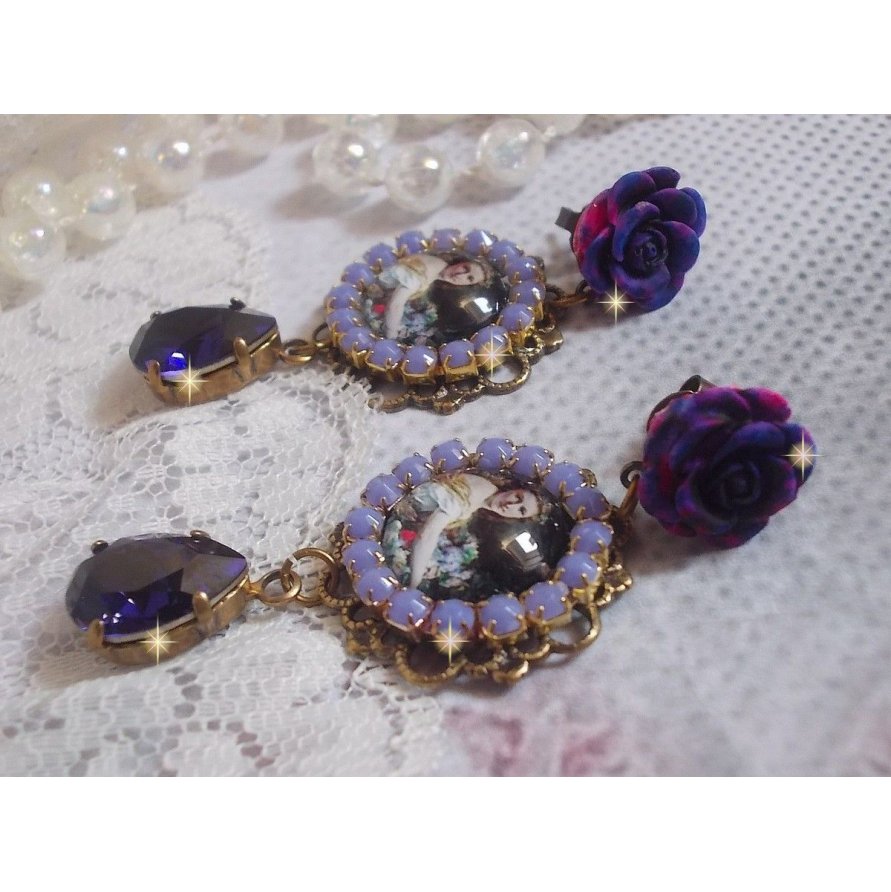 BO La Lavendière created with magnifying glass cabochons, PureCrystal crystals, resin cabochons, gold plated and brass accessories in Bronze color