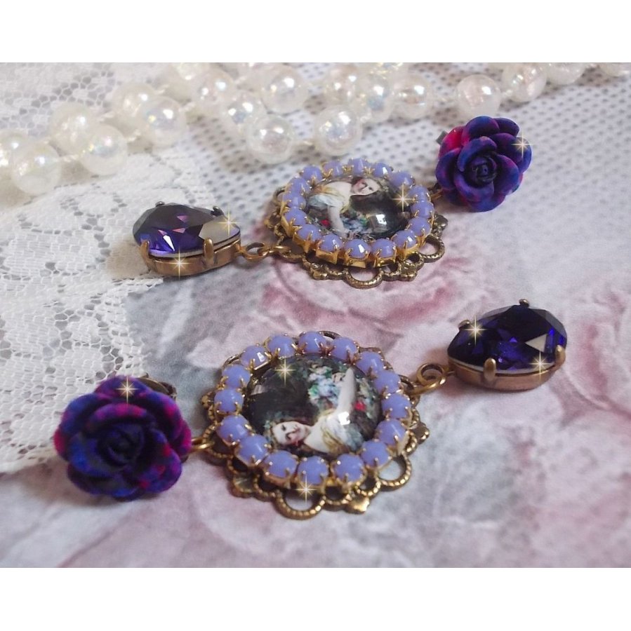 BO La Lavendière created with magnifying glass cabochons, PureCrystal crystals, resin cabochons, gold plated and brass accessories in Bronze color