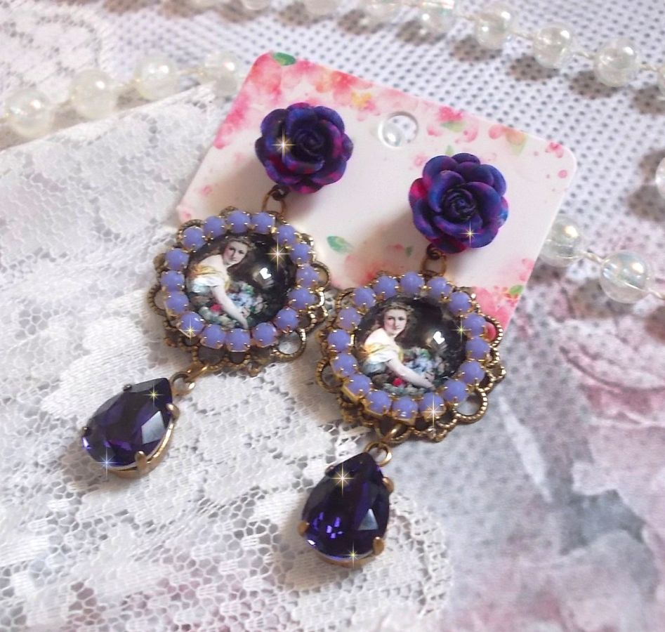 BO La Lavendière created with magnifying glass cabochons, PureCrystal crystals, resin cabochons, gold plated and brass accessories in Bronze color