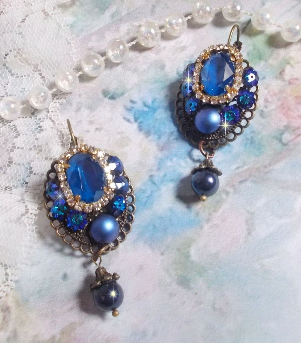 BO Leila created with Royal Blue Swarovski Crystal cabochons, round pearly beads, rhinestone chain, crystal flowers and various accessories 