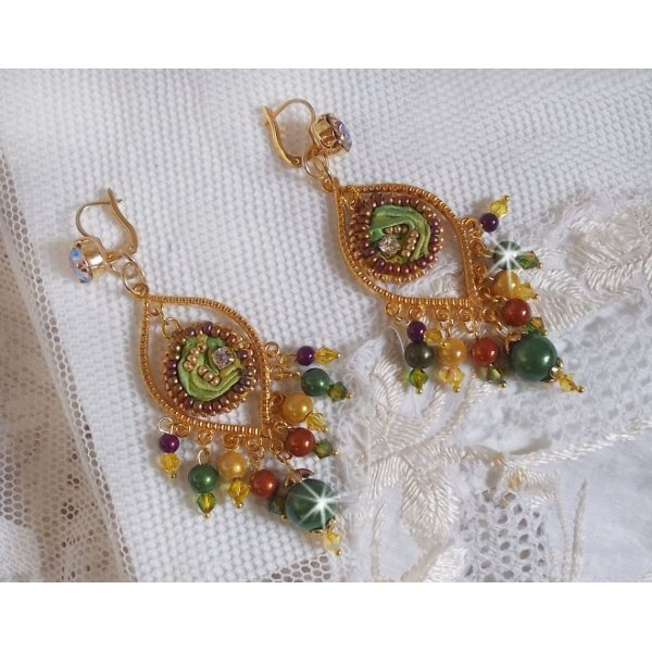 BO Venetian moon embroidered with a chameleon colored silk ribbon, Swarovski crystals and magic beads