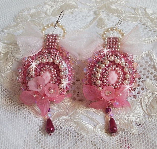 BO Magnolia avec de tr&egrave;s belles perles