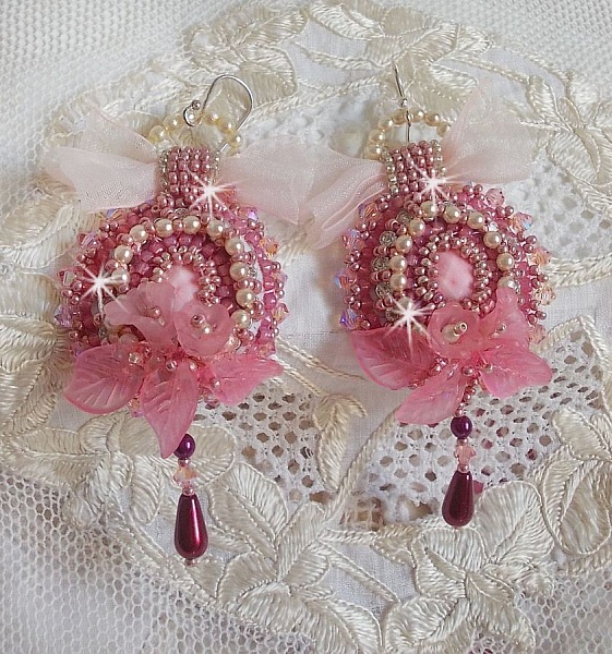 BO Magnolia avec de tr&egrave;s belles perles