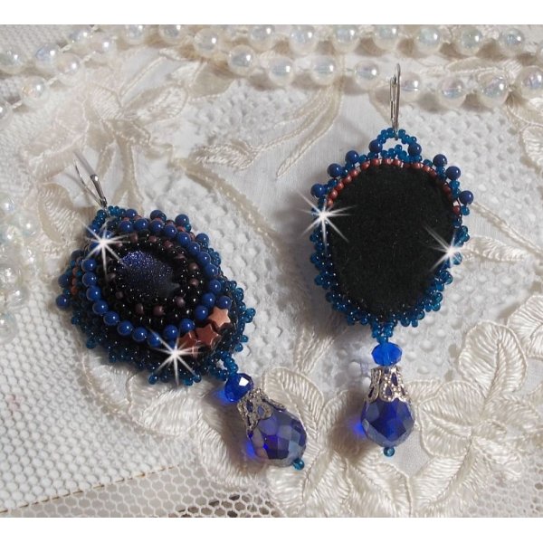 BO Maldives embroidered with glittering resin cabochons, round pearly Swarovski beads and Miyuki seed beads