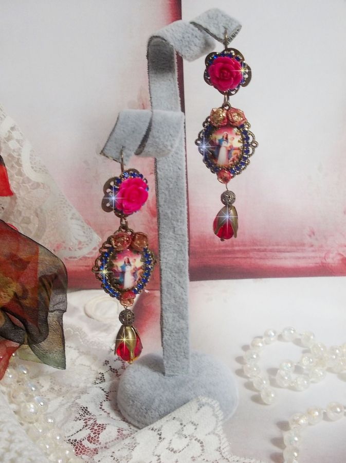 BO Mary and Jesus created with resin cabochons, red faceted pears and various accessories